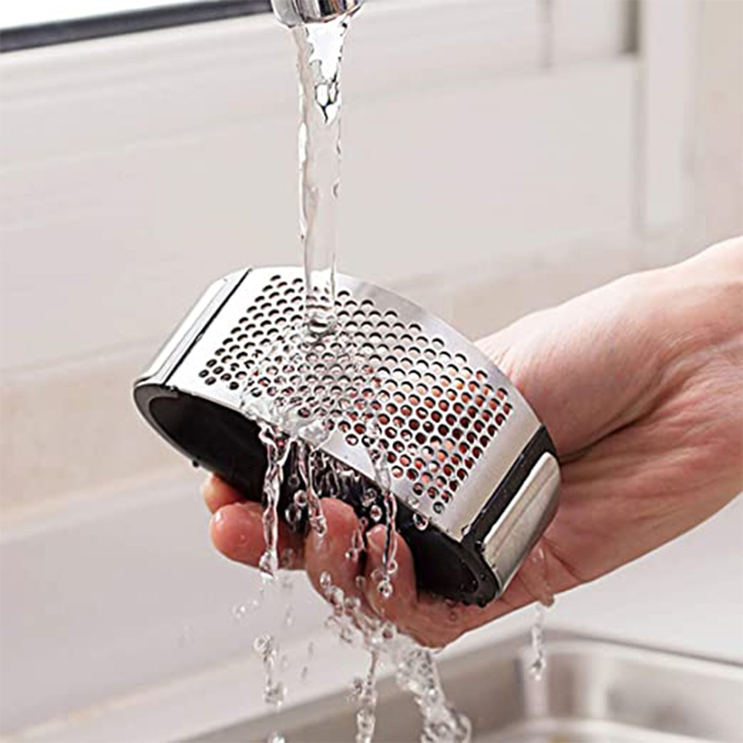 Multipurpose Garlic Presser Squeeze Press Crusher Stainless Steel Kitchen Tools